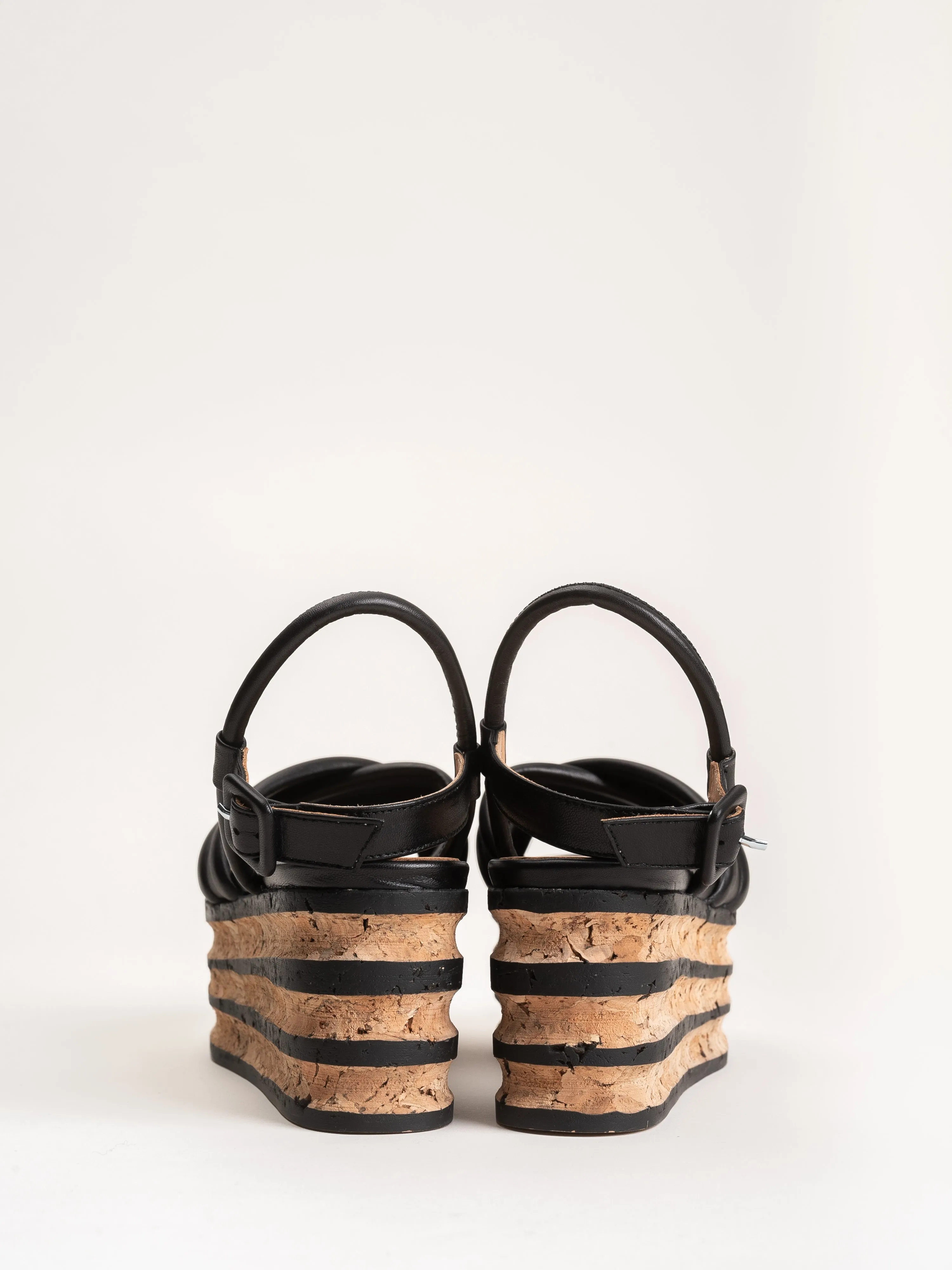clara wedge