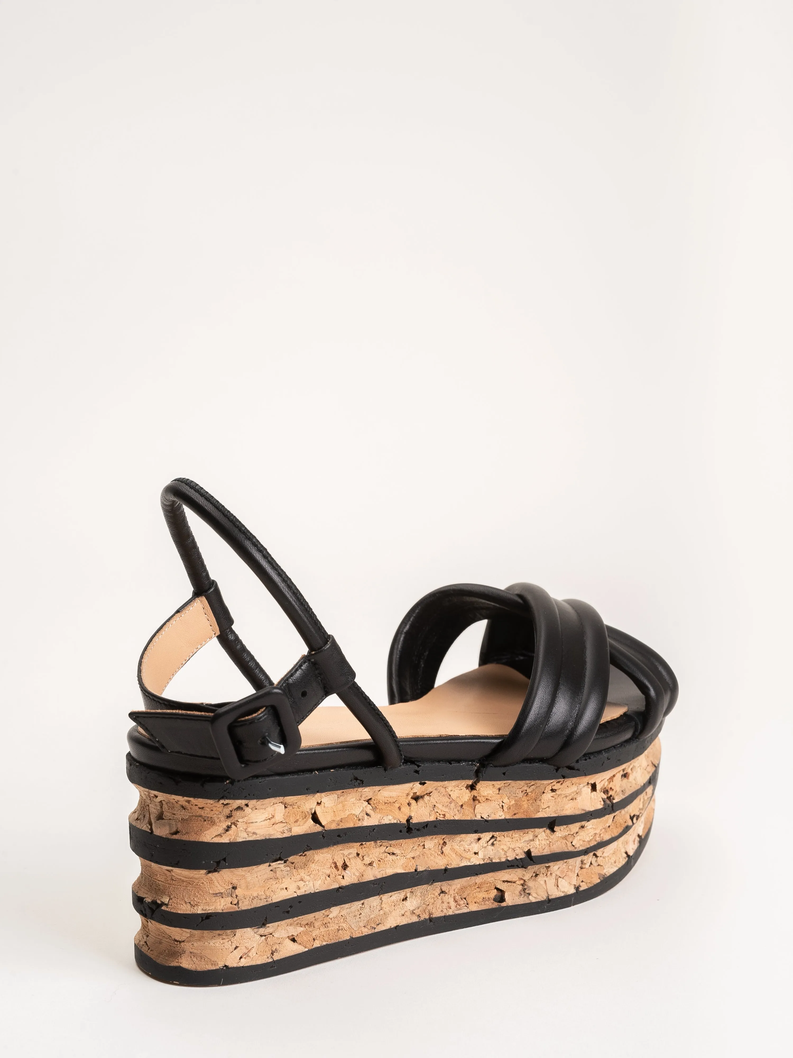 clara wedge