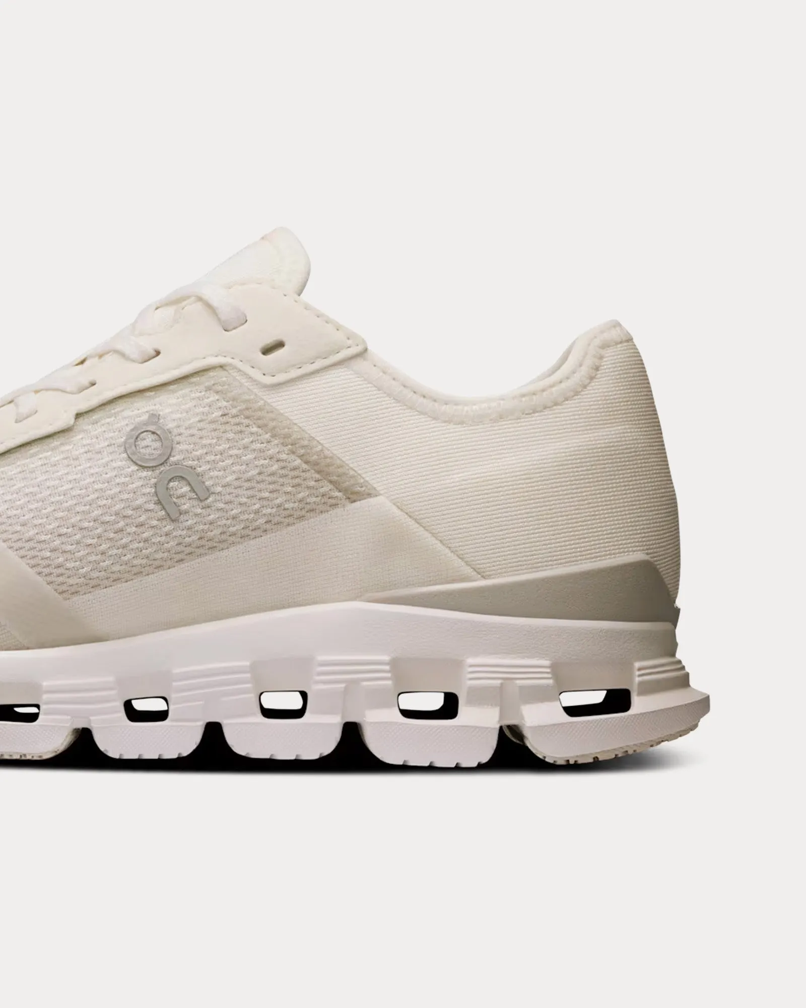 Cloud X 4 AD White / Wolf Running Shoes