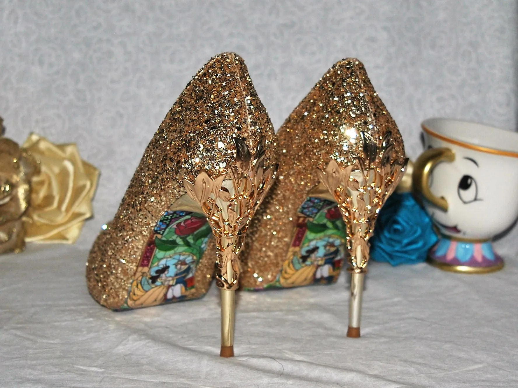 Gold Glitter Vine Heels Size UK3 / US5.5