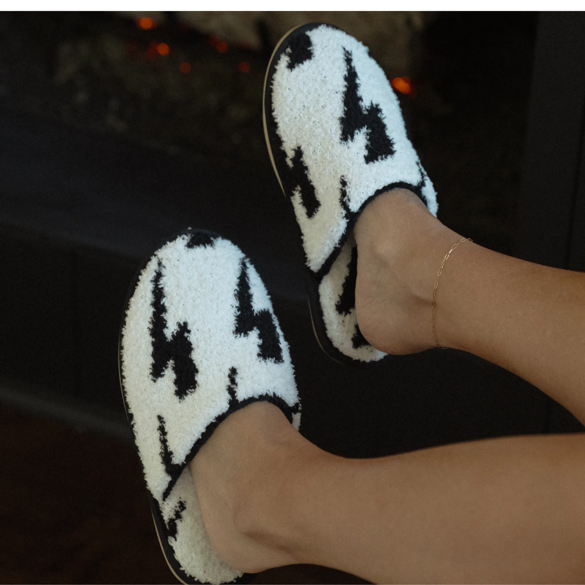LOCAL BEACH - Cozy Slippers