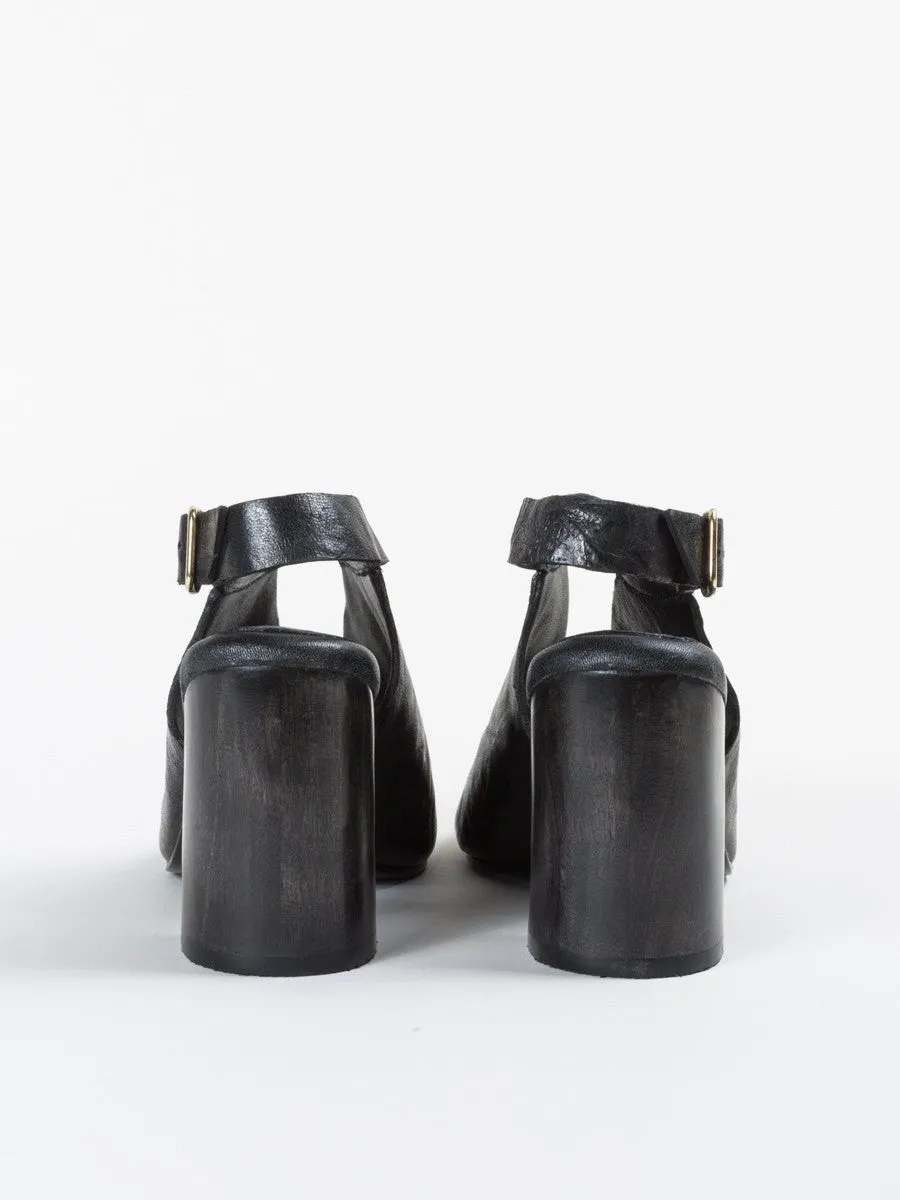 nikki heel - black