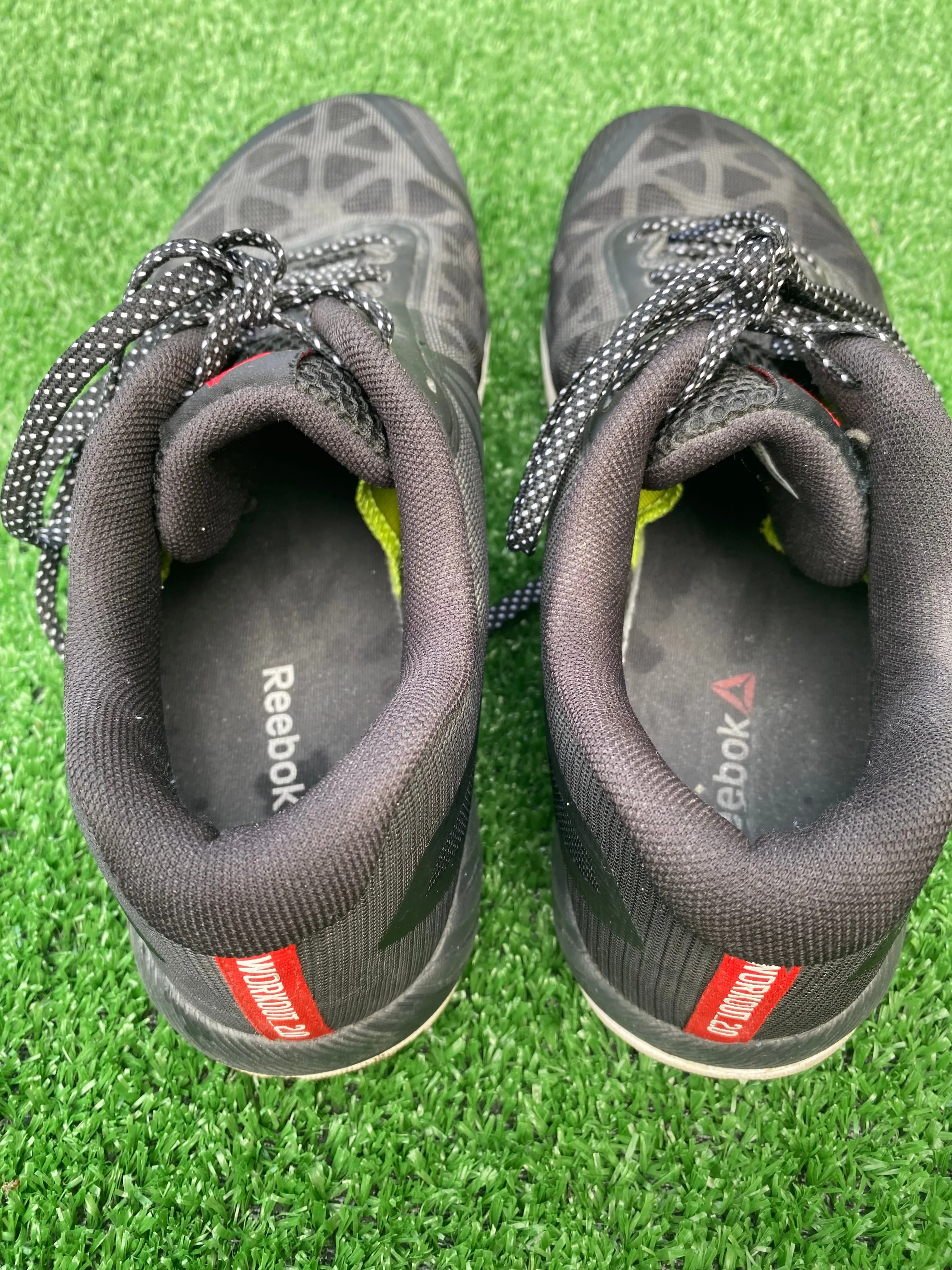 Reebok Workout 2.0 Ropepro UK Size 9 Mans Mens EU 43 Black Trainers Shoes VGC