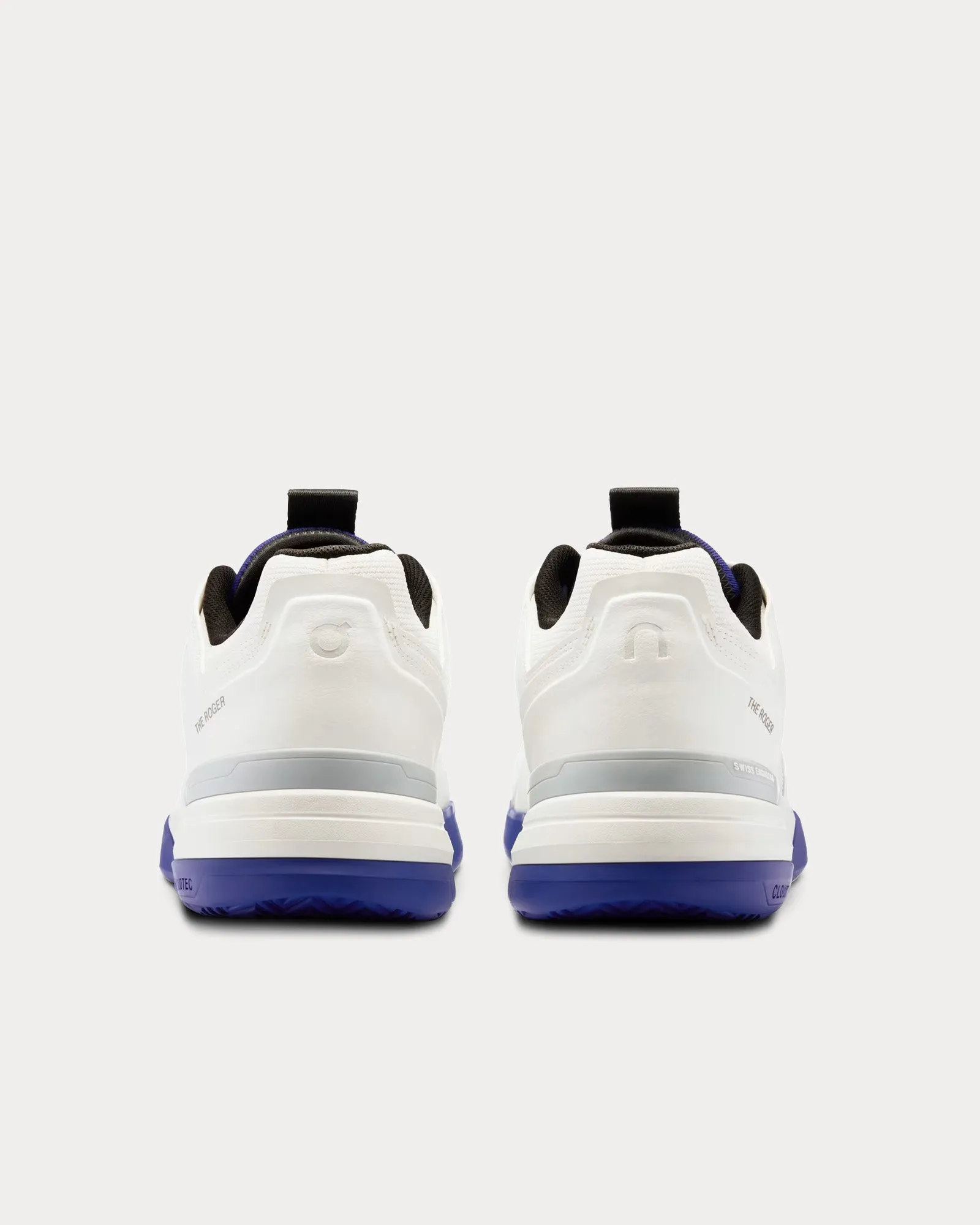 The Roger Clubhouse Pro Undyed / Indigo Low Top Sneakers