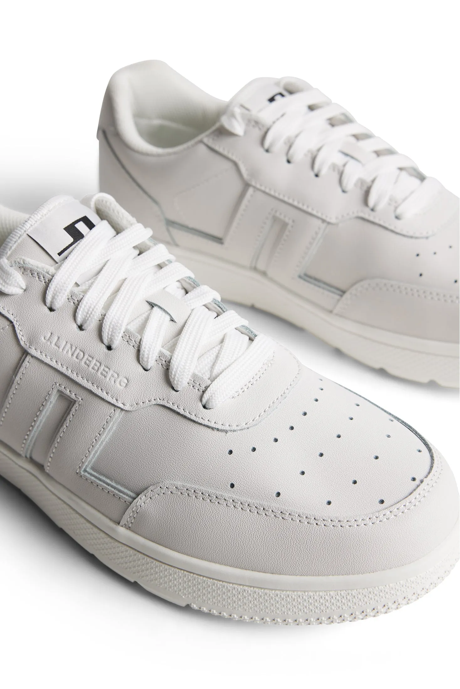 Women's Ace Low-Top Golf Sneaker