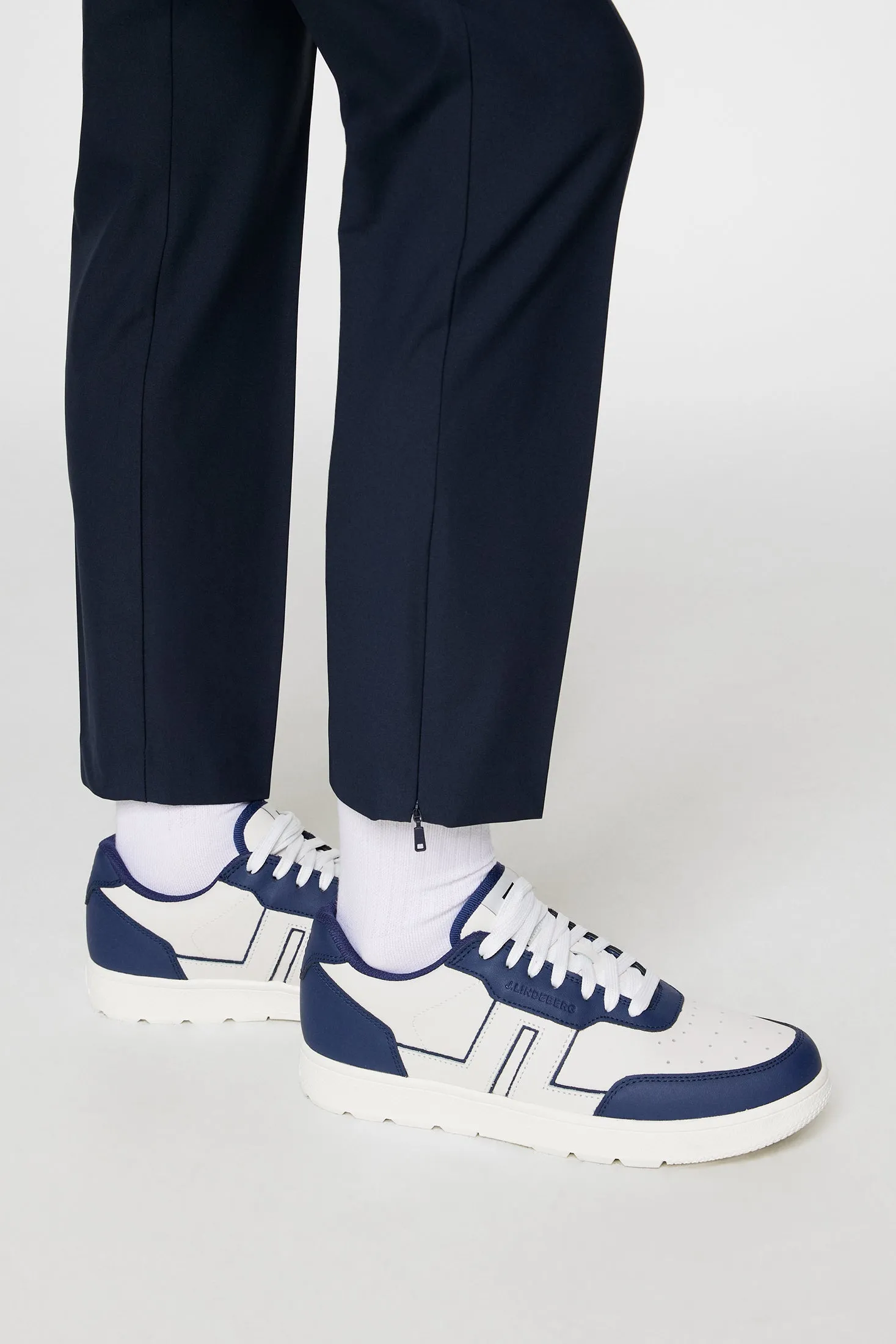 Women's Ace Low-Top Golf Sneaker