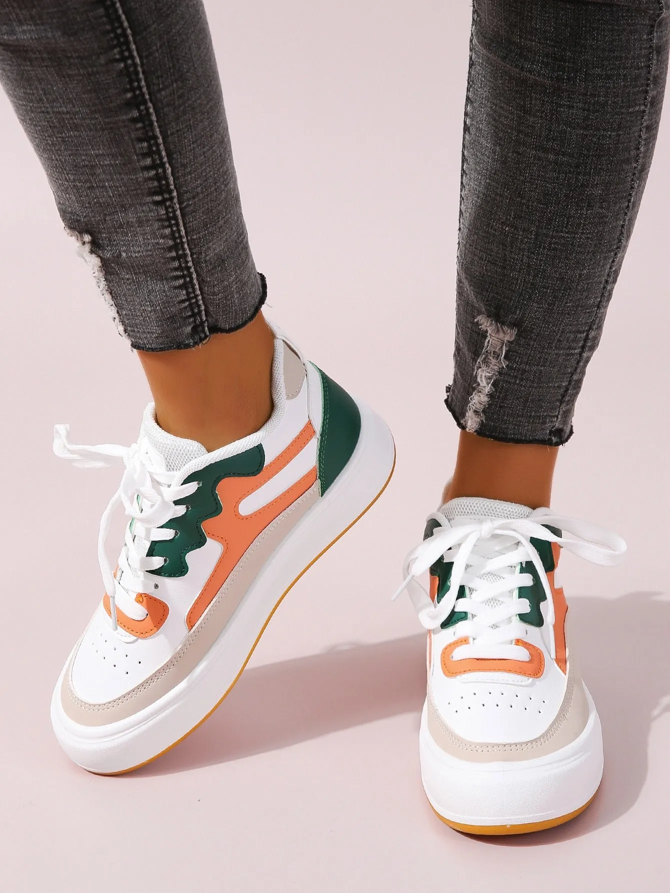 Womens Color Block Lace-up  Skate Shoes